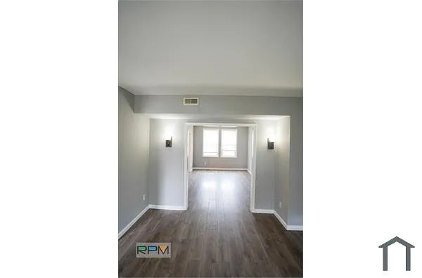Building Photo - 3430 Juneway