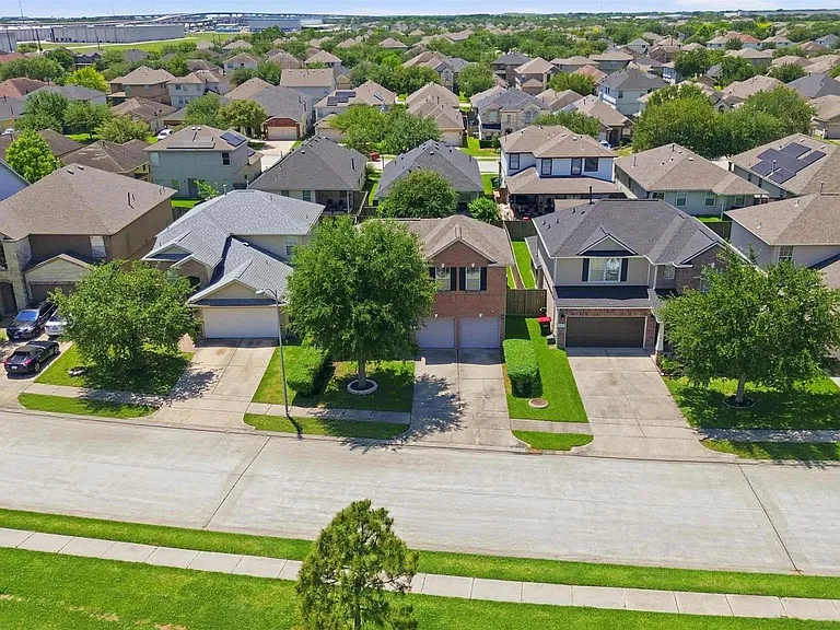 14410 Long Meadow Dr — Photo 32