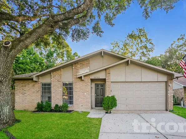 22703 Post Gate Dr, Spring, TX 77373
