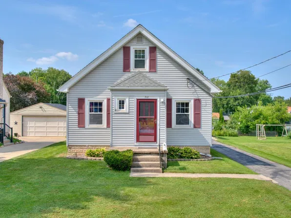 712 Milwaukee AVENUE, Waukesha, WI 53188