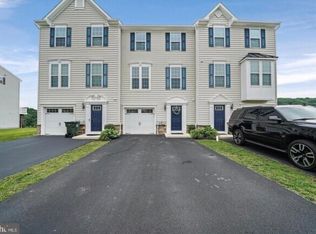 1851 Honeysuckle Ct, Downingtown, PA 19335