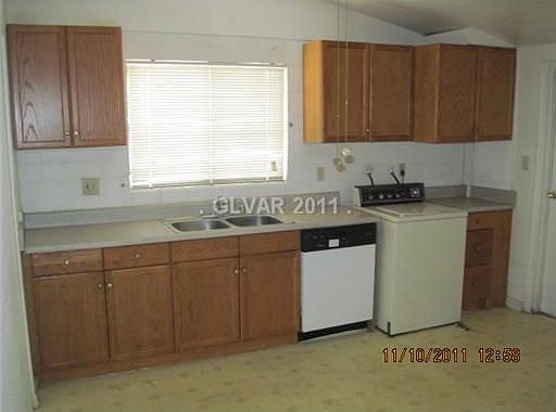 2nd image of 3655 San Antonio Ave
