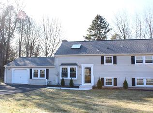 12 Goebel Rd, Hamden, CT 06514