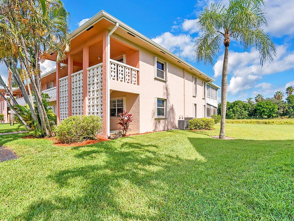 1st image of 1825 NW 18th St APT 104