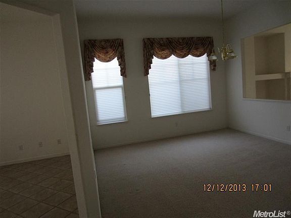 3rd image of 4555 Scenic Dr