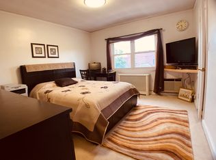 20-42 28th St #2L, Astoria, NY 11105