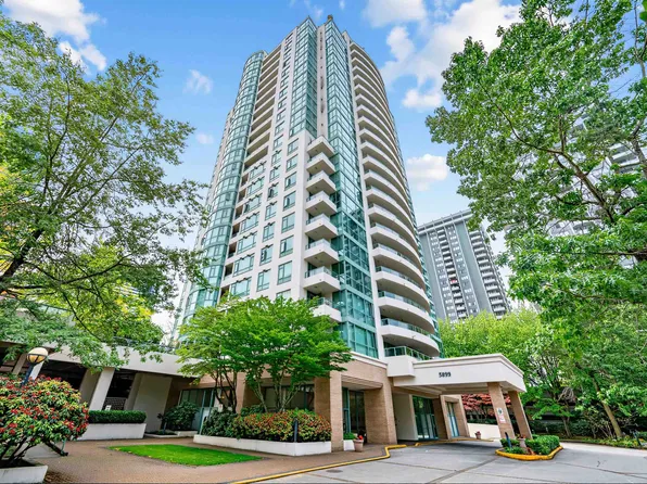 5899 Wilson Ave #1706, Burnaby, BC V5H 4R9