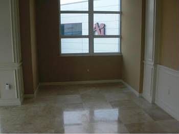 1st image of 1819 SE 17th St APT 511