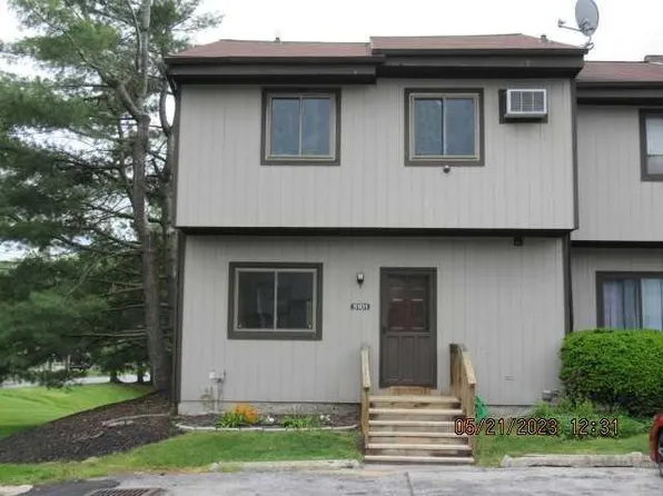 5101 CHELSEA COVE Drive N, Hopewell Junction, NY 12533