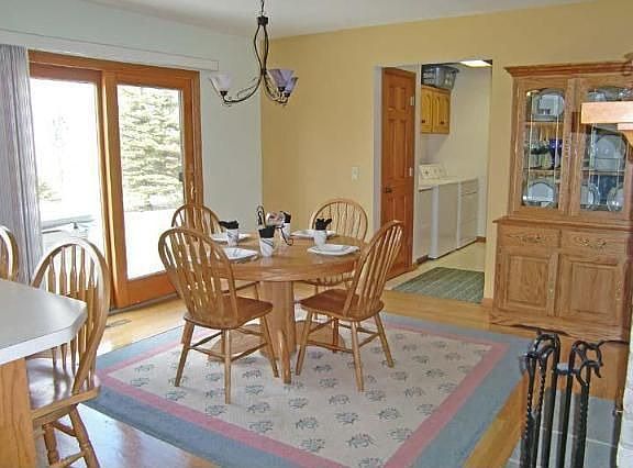 5th image of 404 Foxmead Dr