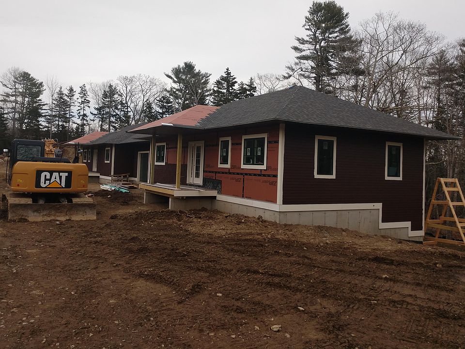 2nd image of 24 Eagle Point Rd #14