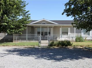 950 W Jarvis Rd, Pahrump, NV 89060