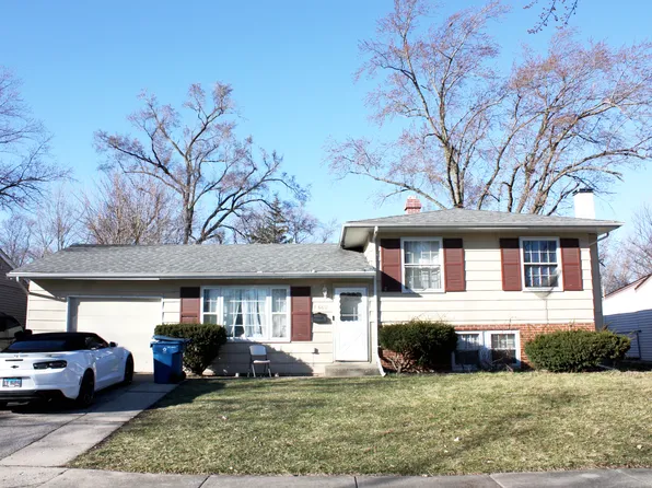 1660 Redwood Ave, Hanover Park, IL 60133
