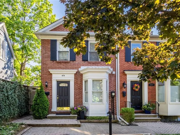 479 Blathwayte Ln, Burlington, ON L7S 1Y4