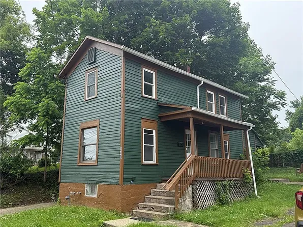 240 2nd Ave, Sharon, PA 16146