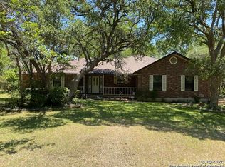 1529 E Ammann Rd, Bulverde, TX 78163