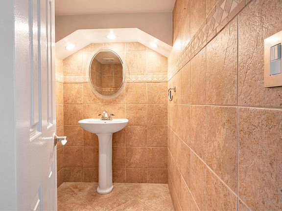 5th image of 9050 NW 28th Street #120