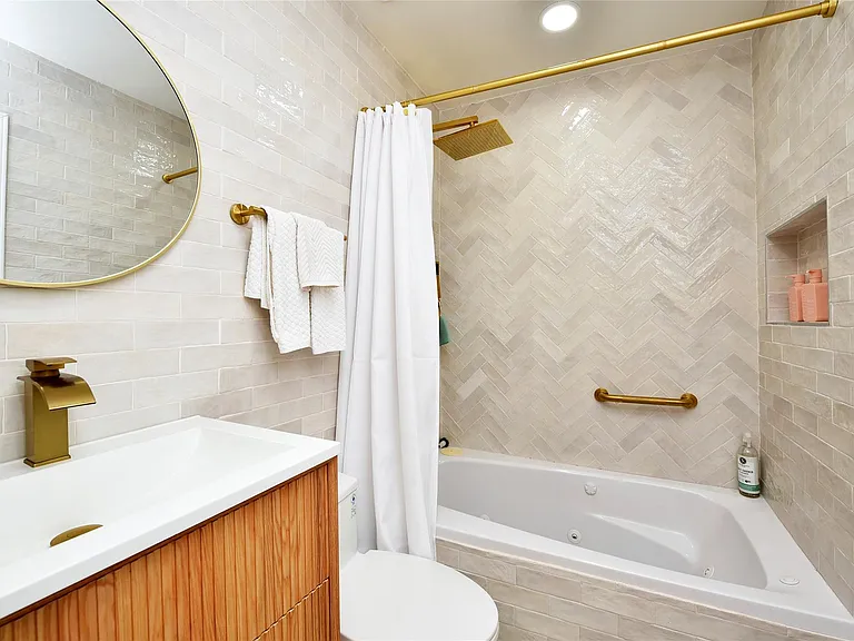 3224 Timmons Ln #112 — Photo 25
