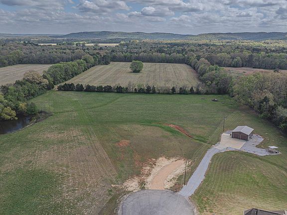 3rd image of 149 Isom Dr