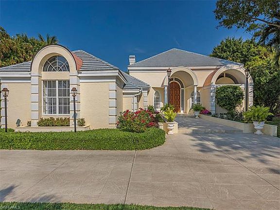 3rd image of 3350 Oaklake Ct