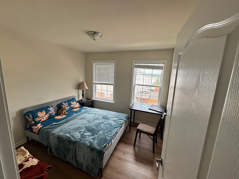20894 Houseman Ter — Photo 16