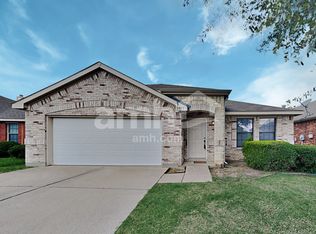 5817 Blue Ribbon Rd, Fort Worth, TX 76179