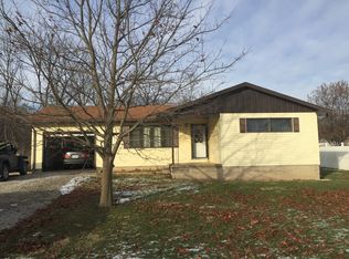 703 E Kelly Ave, Westville, IL 61883