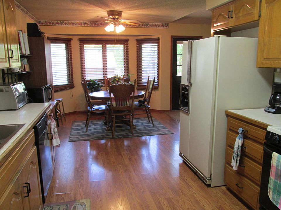 1st image of 804 Barwick Pl