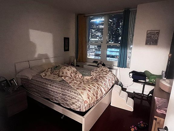 4th image of 88 Morgan St APT 1807