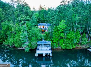 2841 Crow Creek Rd, Lakemont, GA 30552