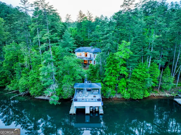 2841 Crow Creek Rd, Lakemont, GA 30552