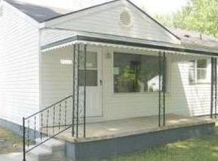 44450 Harris Rd, Belleville, MI 48111