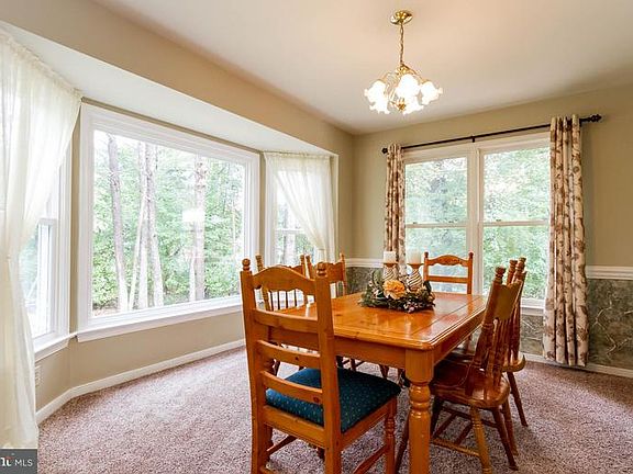 5th image of 25 Barley Corn Dr