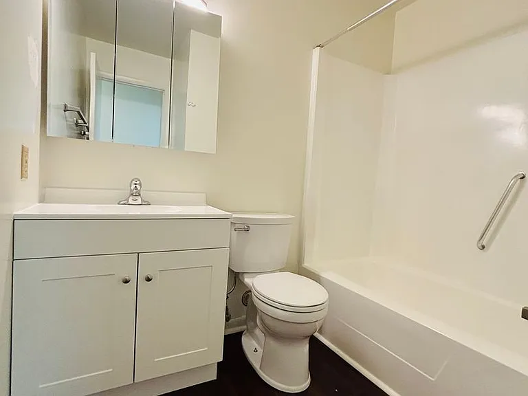 207 Wharton St SE #2 — Photo 9