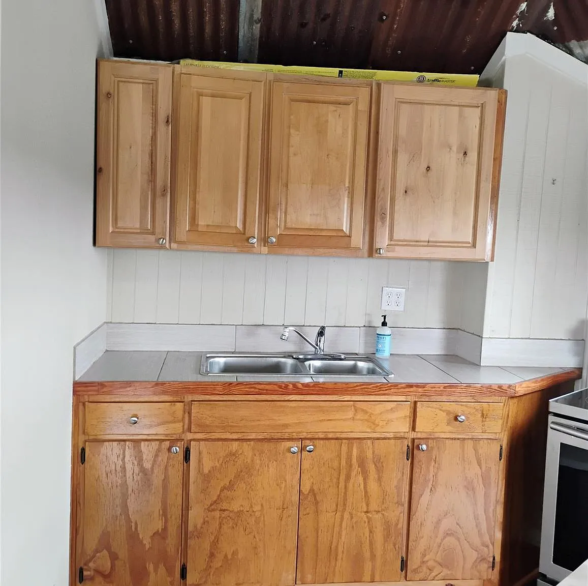 1 bed, 1.0 bath, 452 sqft, $800 — Photo 2