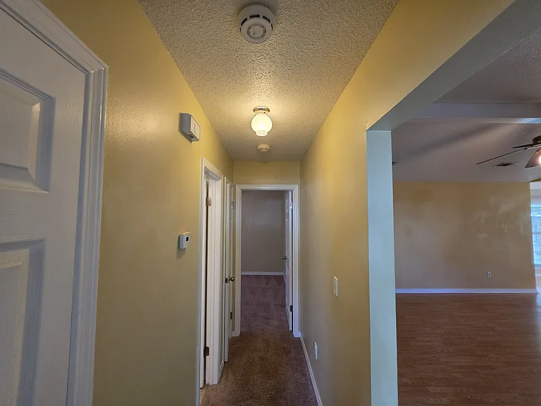 148 Meadowbrook Ct — Photo 20