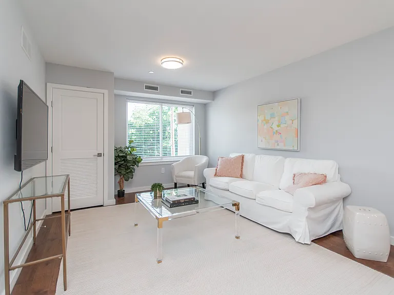 3857 Pechin St #203 — Photo 7