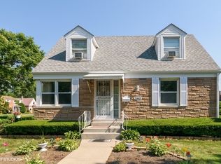 2445 S 19th Ave, Broadview, IL 60155