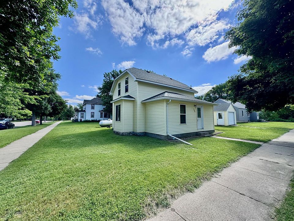 100 E 4th St, Minneota, MN 56264 Zillow