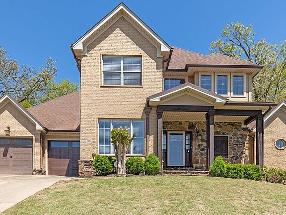 2nd image of 13318 Foxfield Ln