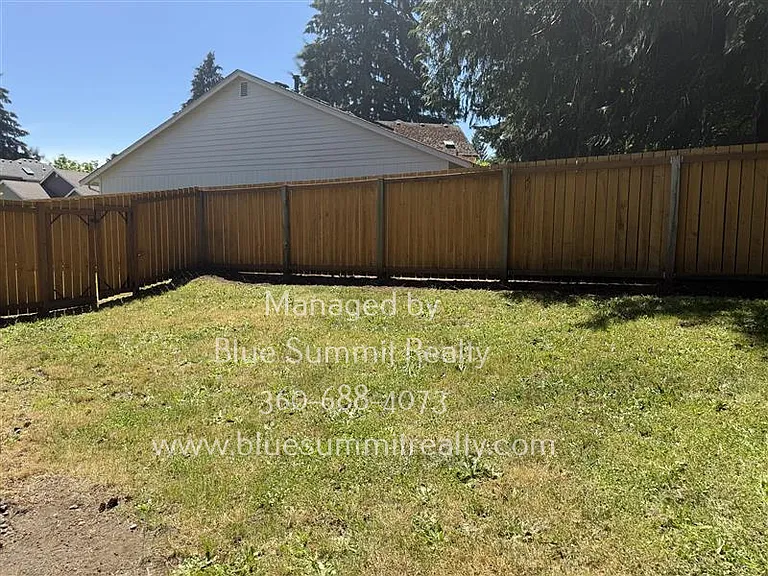 2120 Agate Ct SE — Photo 22