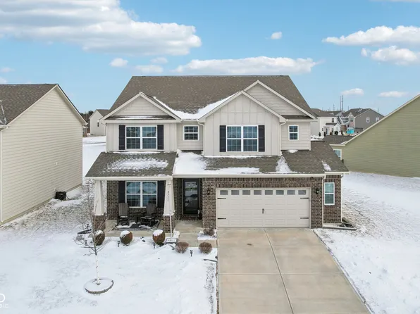 9711 Pica Dr, Fishers, IN 46040