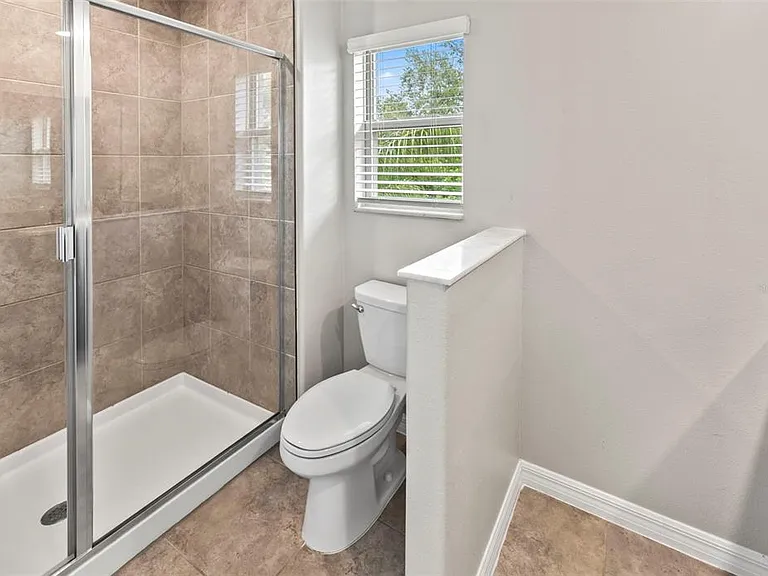 15504 Florence Hollow Pl — Photo 33