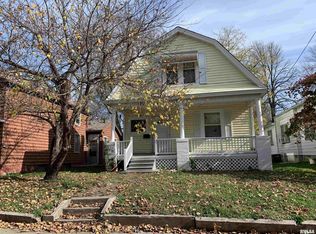 432 S East St, Jacksonville, IL 62650