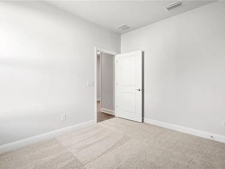 469 Monterey Loop — Photo 20