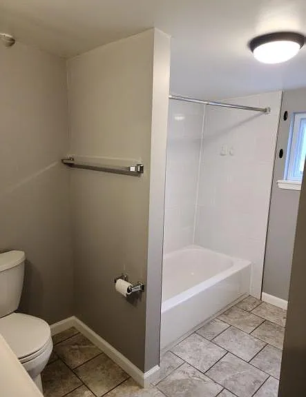 2546 Cedar St — Photo 18