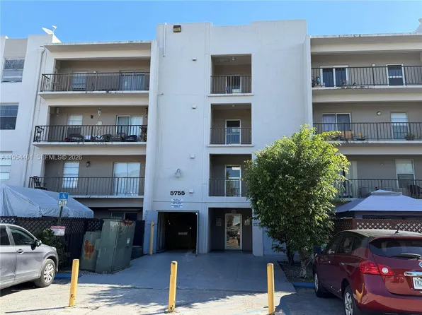 5755 W 20th Ave APT 308, Hialeah, FL 33012