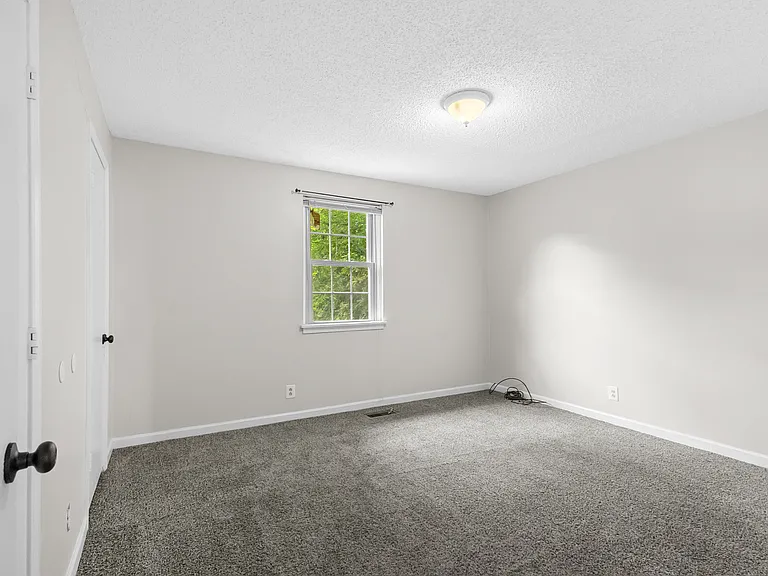 411 Williams Ave #D — Photo 20