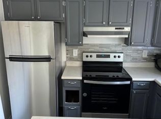 1223 S Flower Cir APT B, Lakewood, CO 80232