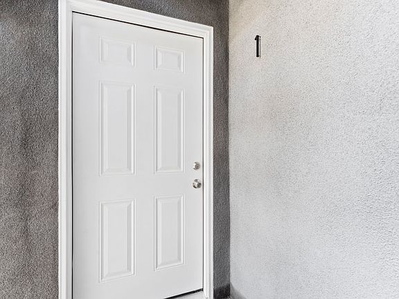 2nd image of 4608 Greenwood Pl #A